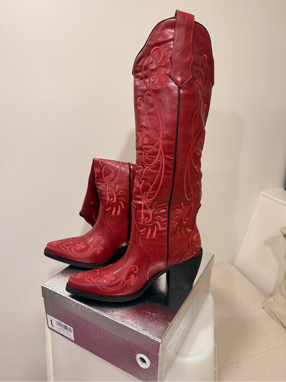Red Embroidered Knee-High Western Boots - Women size 7 - Picture 2 of 4